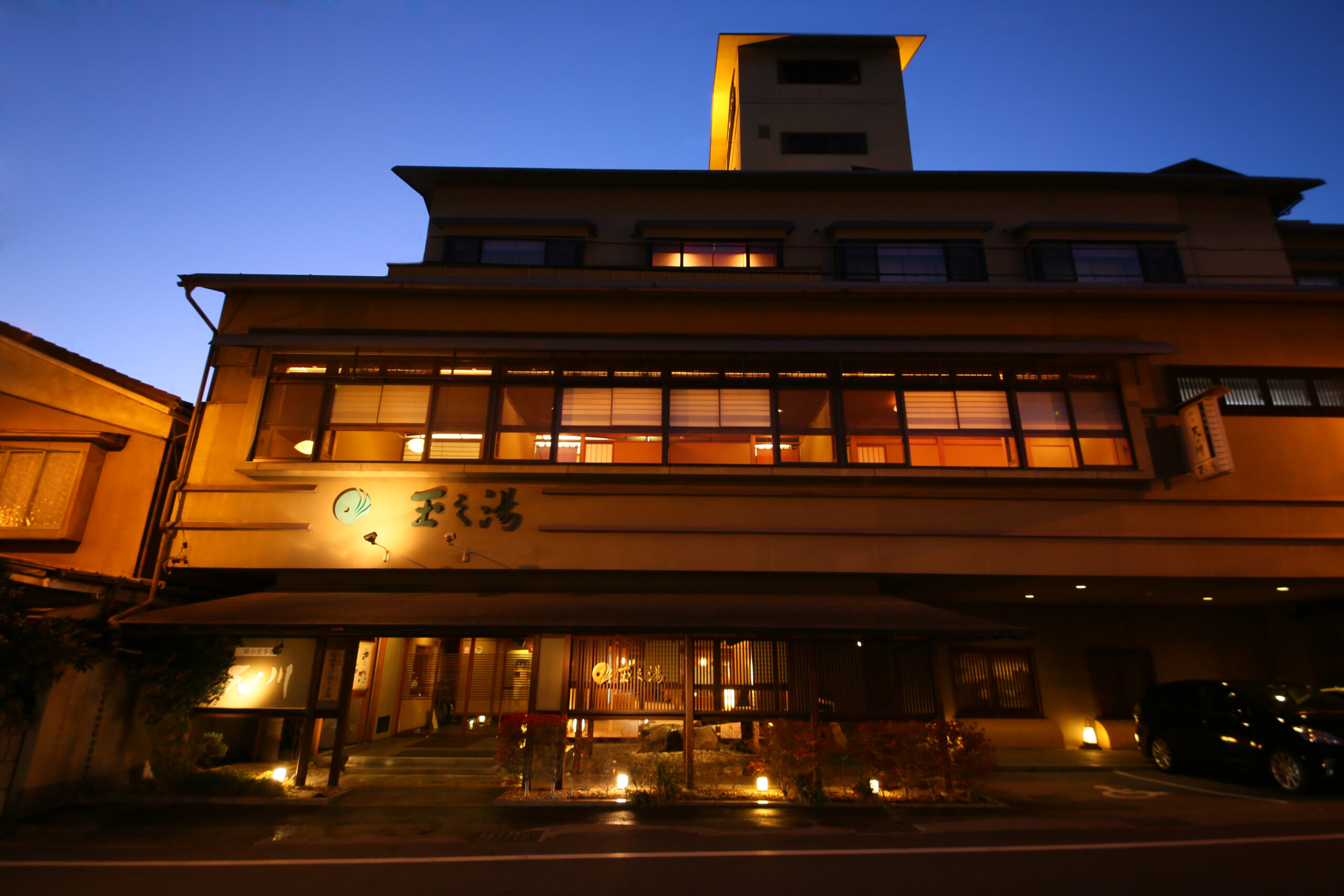 松本の記念日プランで選ぶ旅館｜ケーキ・花・部屋食【2026年最新】